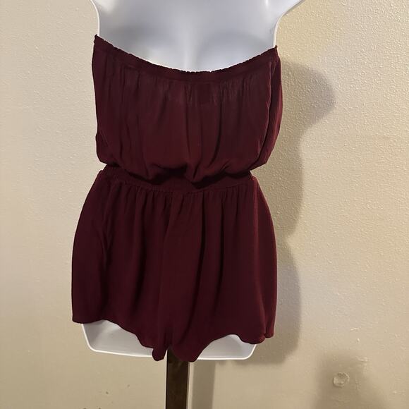 Forever 21 Women’s L Strapless Burgundy Romper Boho Tube Top Shorts Rayon - Picture 3 of 6